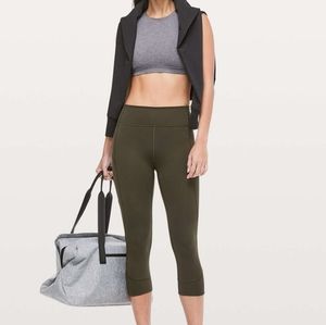 Lululemon In Movement Crop Everlux 19"